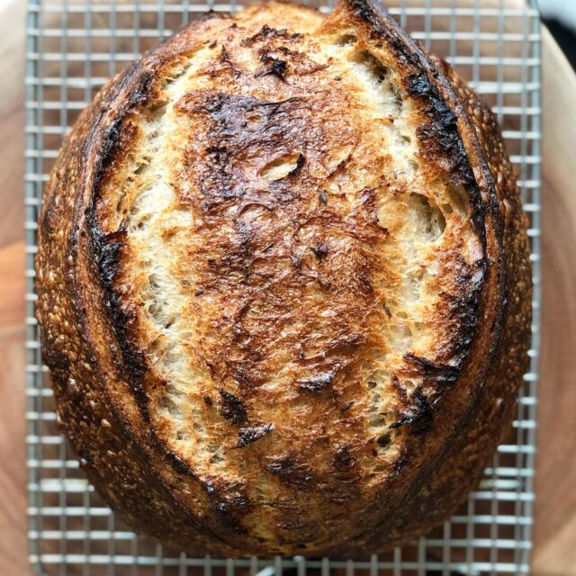 the best rye loaf I’ve made to date 😍 #happymonday